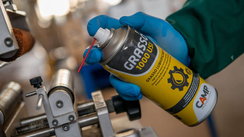 PRODUITS DE MAINTENANCE